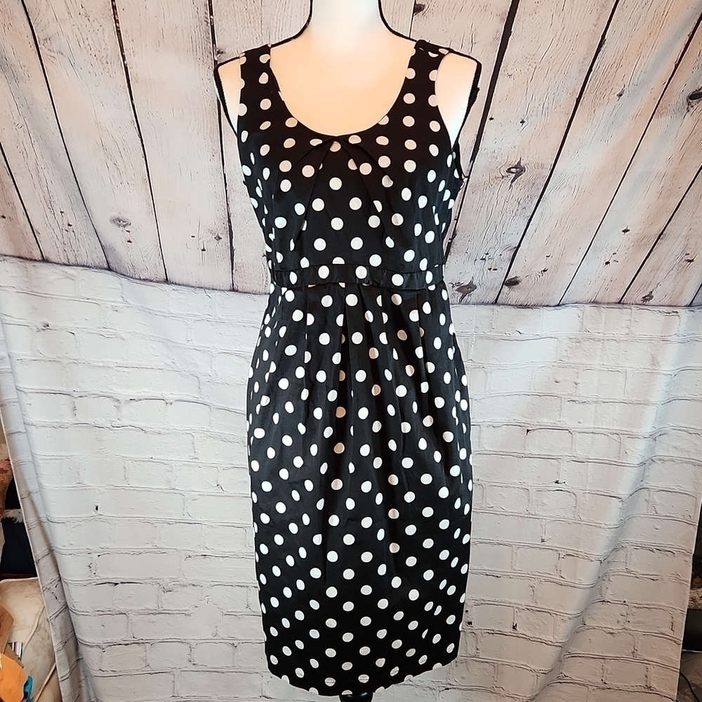 Women's maturity sleeveless midi dress